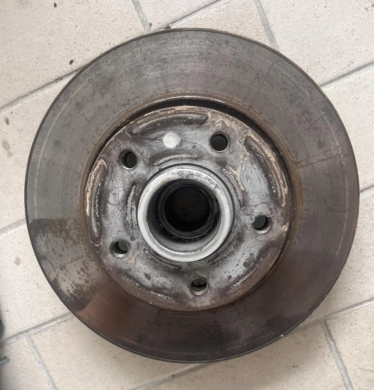 Disk kočnice sa glavčinom Renault Traffic 1.6 dCi