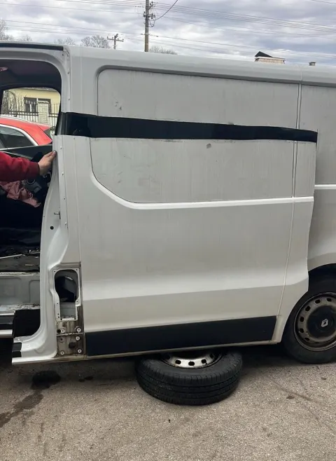 Klizna vrata, bela Renault Traffic 1.6 dCi 3
