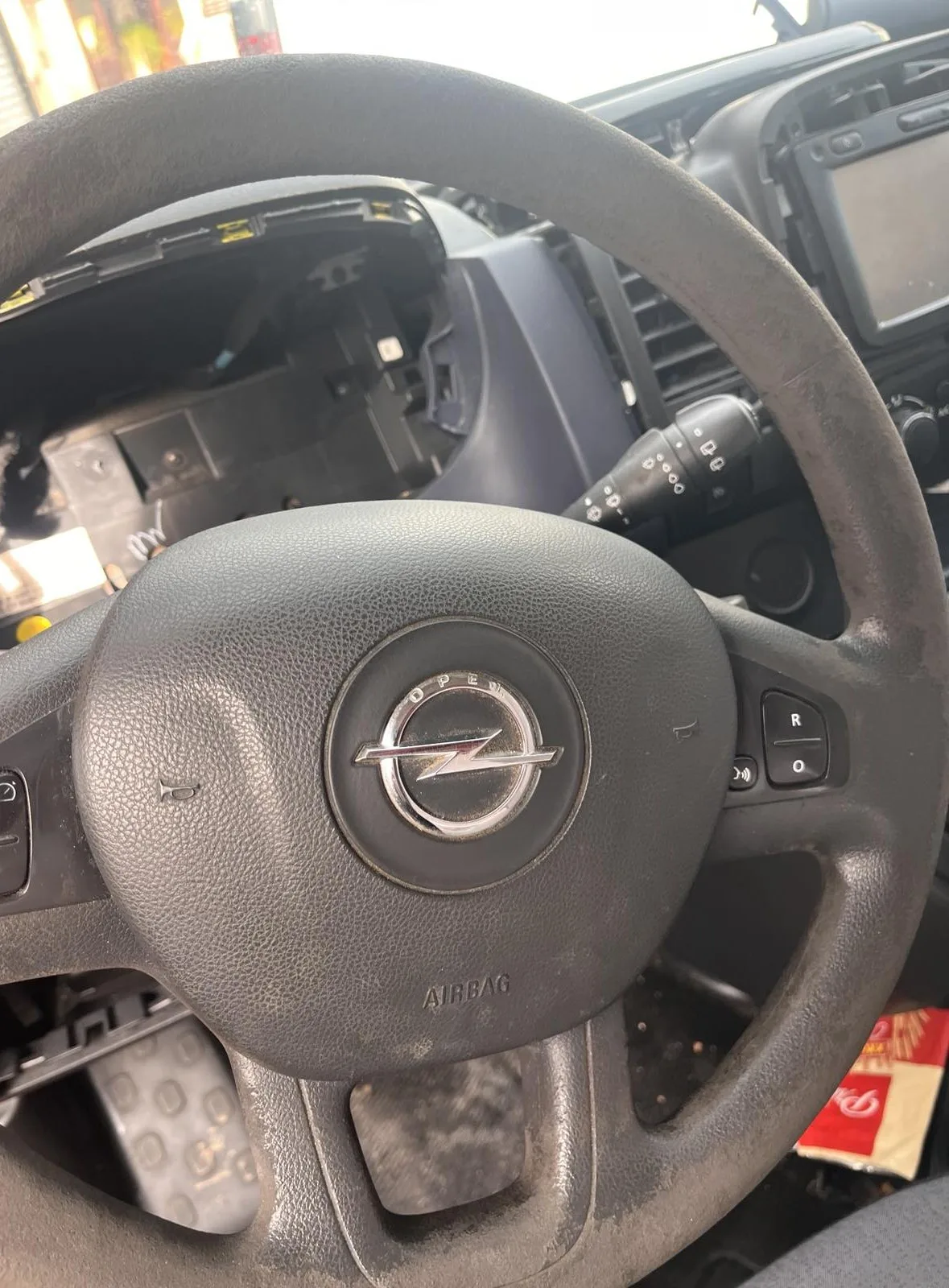 Volan sa airbagom Opel Vivaro 1.6 dCi